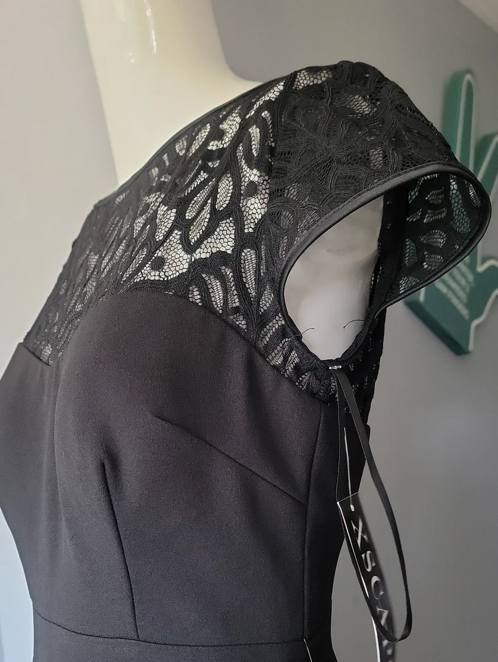 Xscape elegant midi